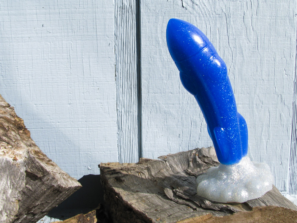 hole-punch-toys-crotch-rocket-dildo.jpg