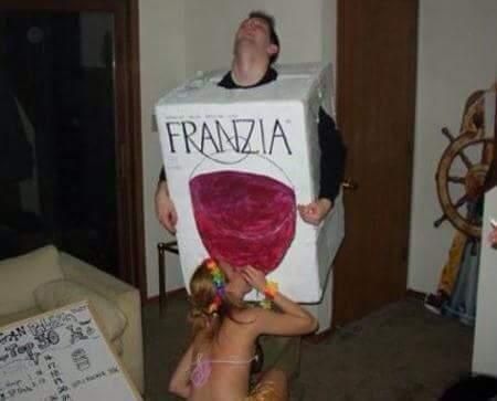 costume_zpswicpodfq.jpg