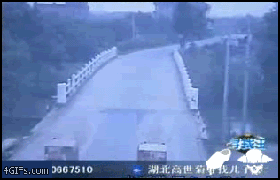 862852307.gif