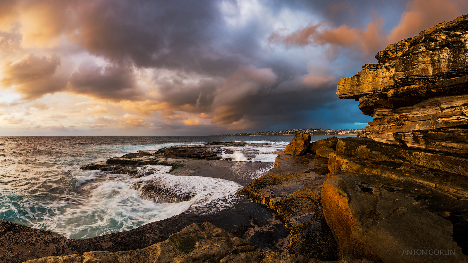 sydney-beach-sunrise.jpg