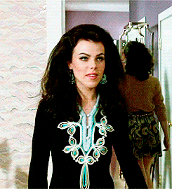 tumblr_myft0q9f5o1smrjhwo1_250.gif