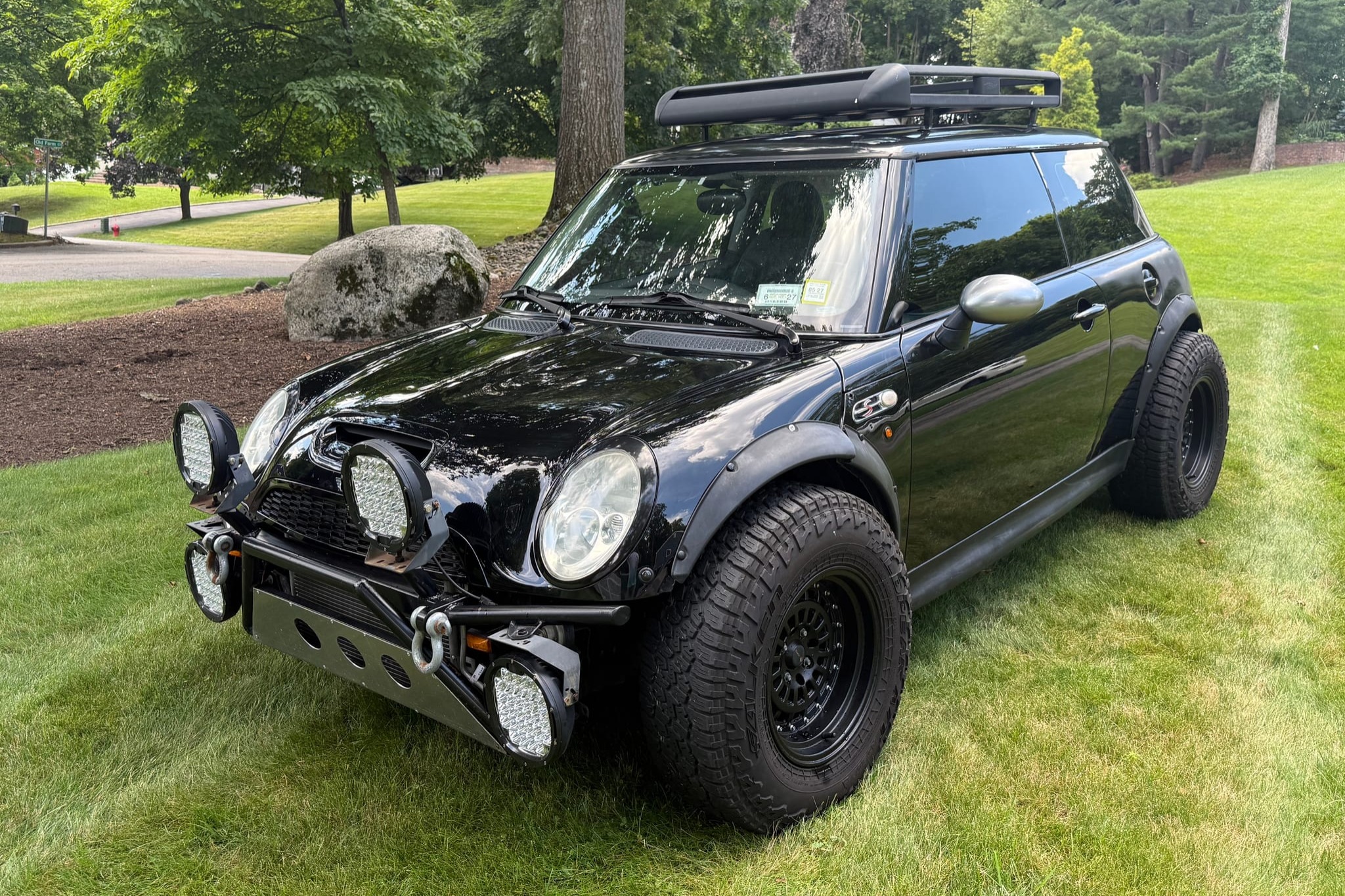 bringatrailer.com