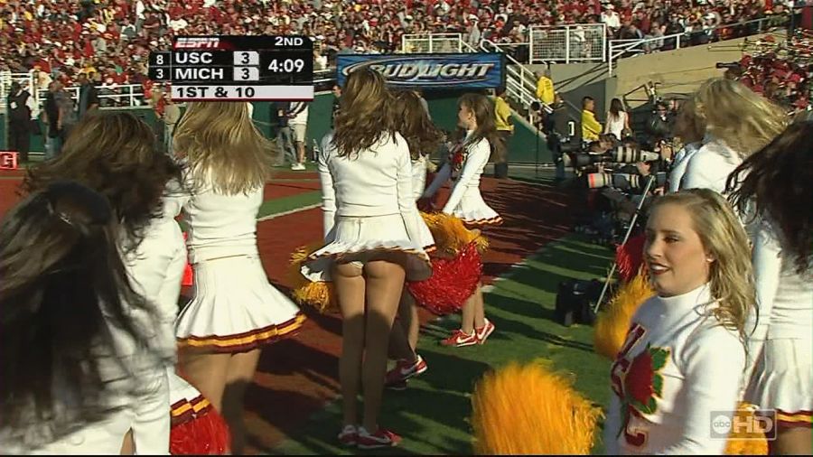 USC_Cheerleader.jpg