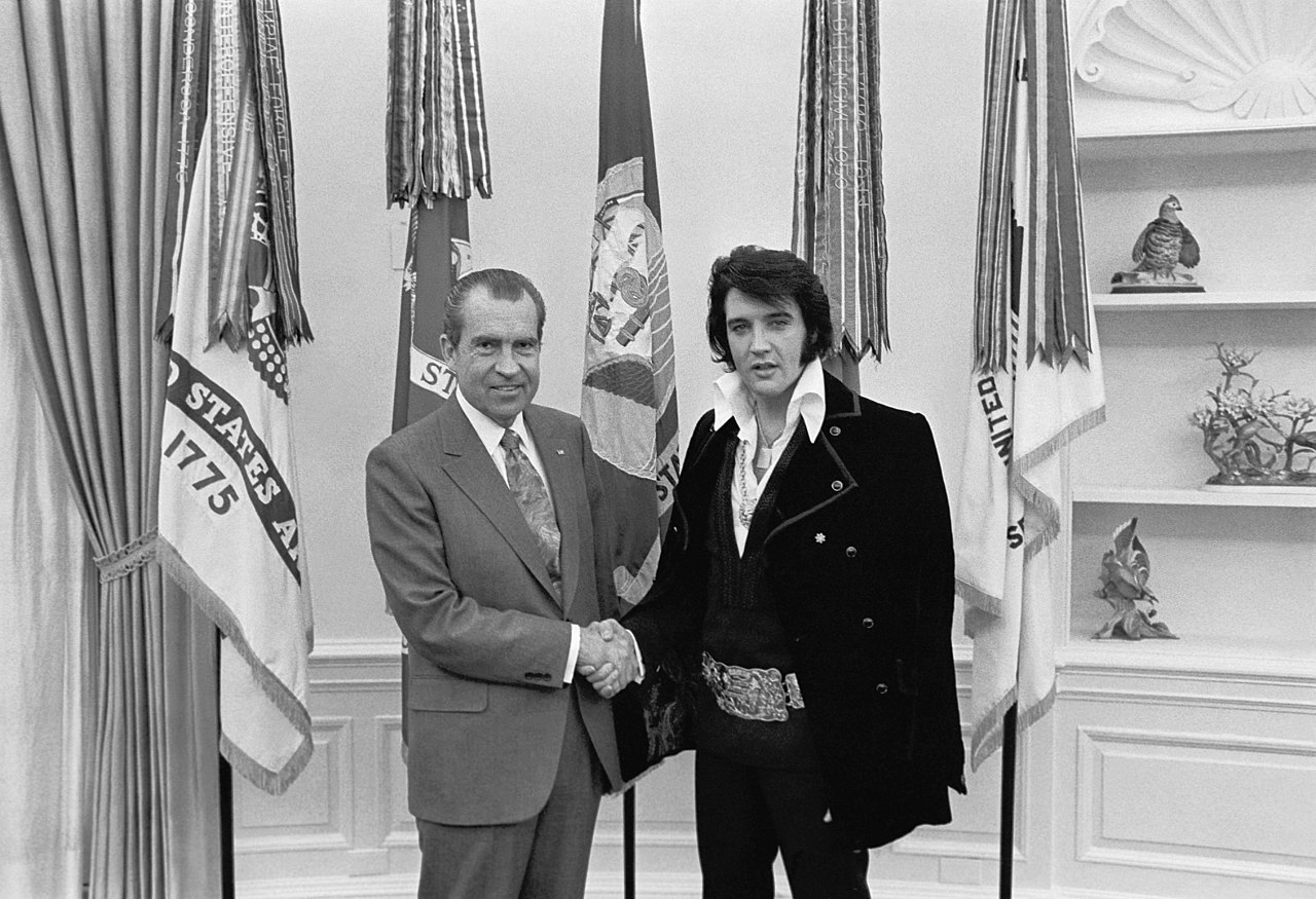 1280px-Elvis-nixon.jpg