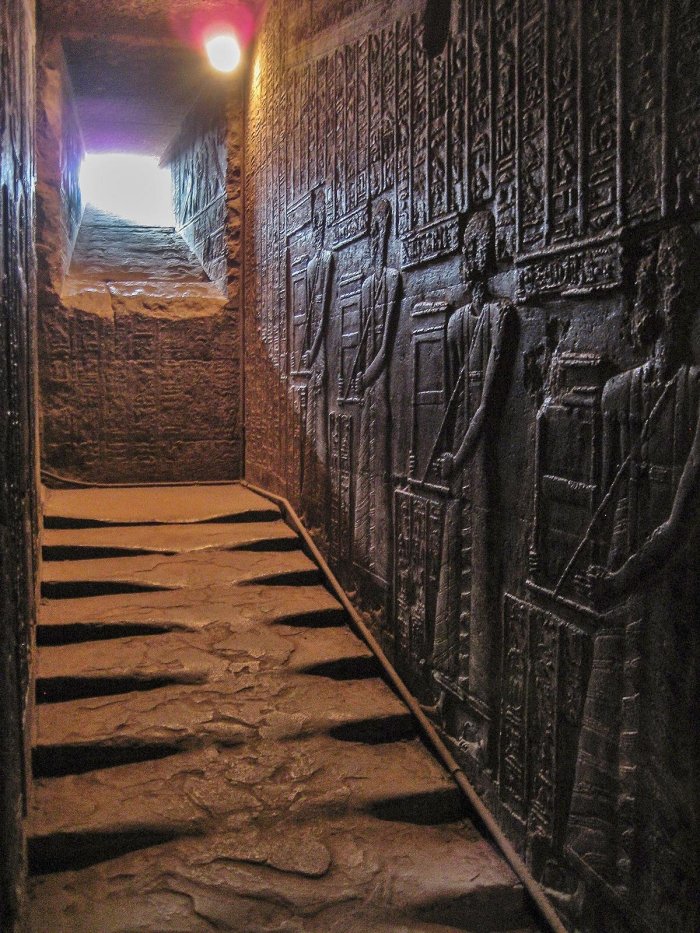 stairstempleofhathor2.jpg