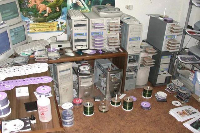 Warez-factory-845f70-4729833.jpg