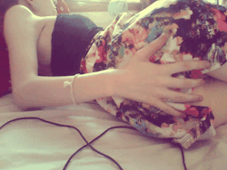 tumblr_n7c61f830l1qm0bs2o1_250.gif