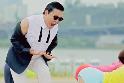 20120924_seoulbeats_psy_butt.jpeg