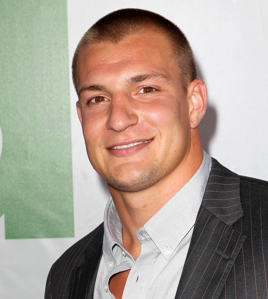 rob-gronkowski-premiere-ted-01.jpg