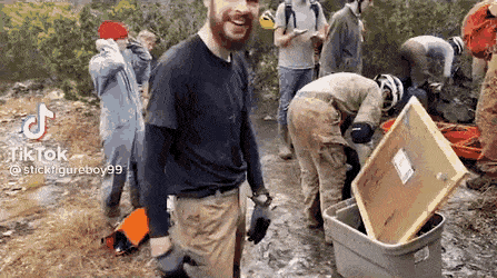 He-cant-fit.gif