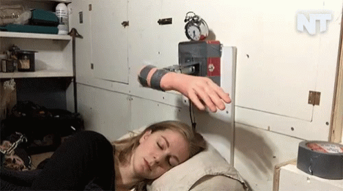 shitty-robot.gif