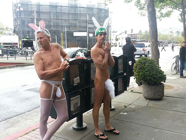 SanFran-Nude-Guys-Tutus-2013-resized.jpg