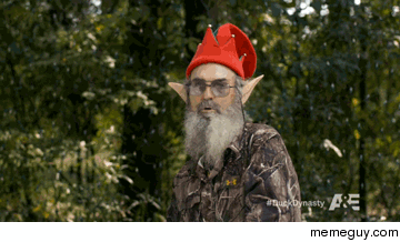 whoever-thinks-up-the-cut-scenes-in-duck-dynasty-is-a-genius-16971.gif
