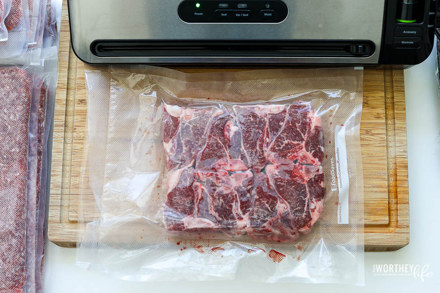 Vacuum-Packing-Meat-22.jpg