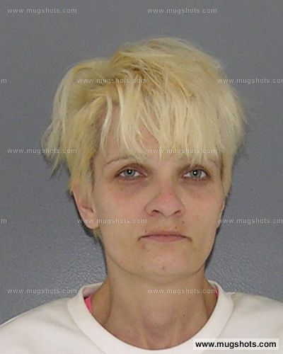 Lori-Crosby-mugshot-37406678.400x800.jpg