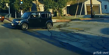 tumblr_nuracxXiZJ1s2yegdo1_500.gif