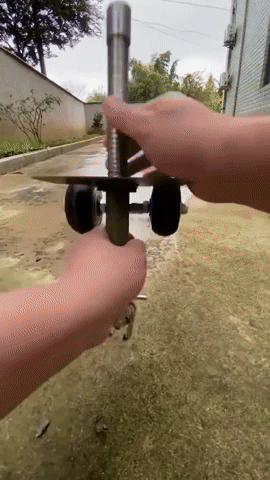 BlankPage2118.gif