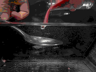 hydrophobic-sand-underwater.gif