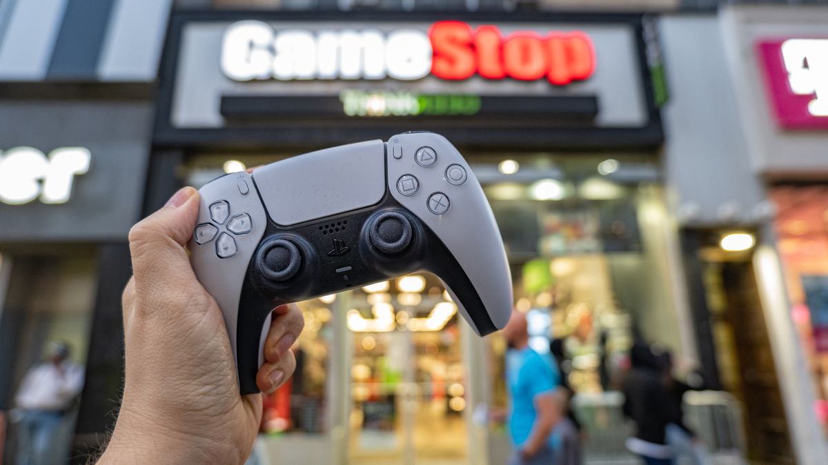 www.techradar.com
