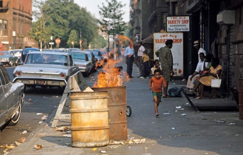 trash-can-fire-harlem.jpg