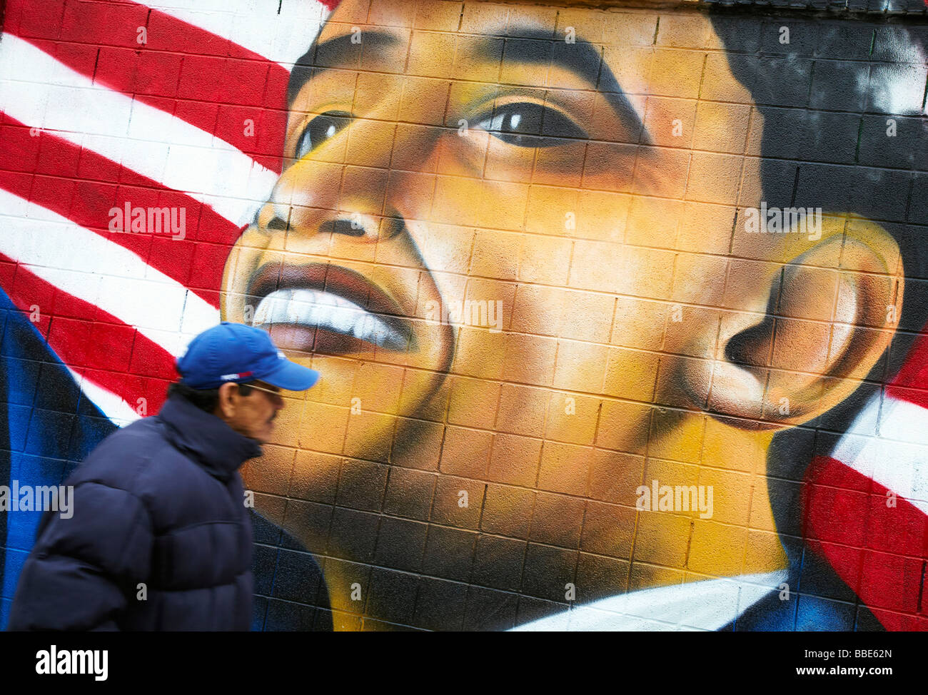 obama-graffiti-obama-mural-new-york-BBE62N.jpg
