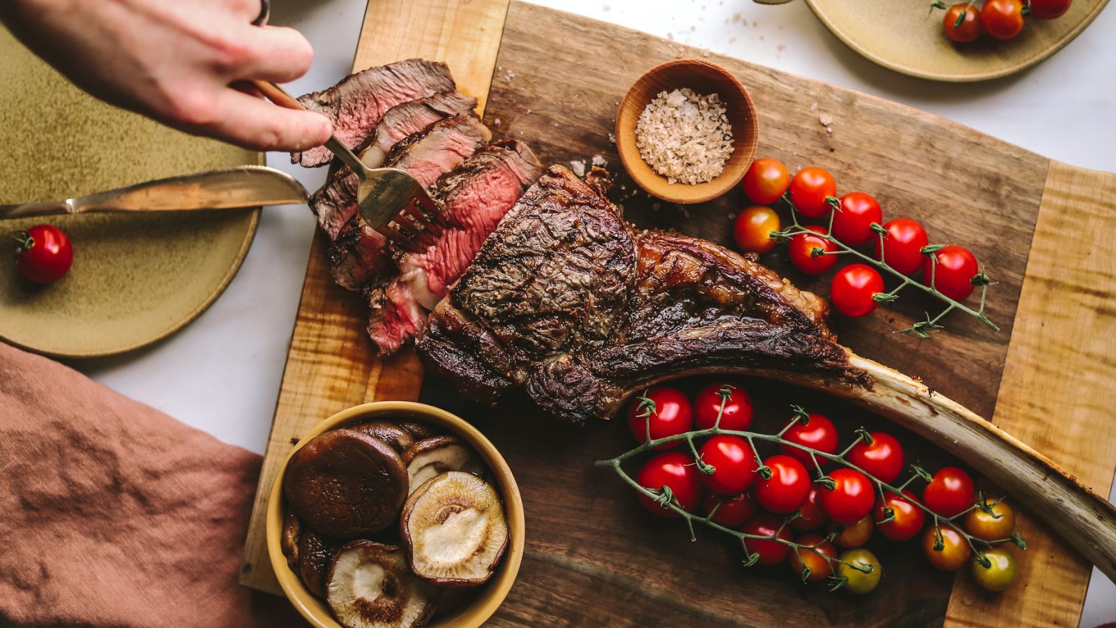 tomahawk-steak.jpg