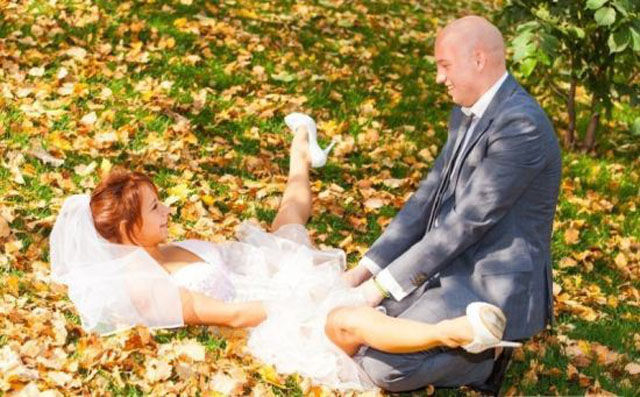 cringeworthy_engagement_photos_640_36.jpg