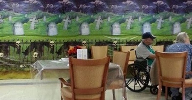 worst-halloween-decorations-for-a-retirement-home-ever.jpg