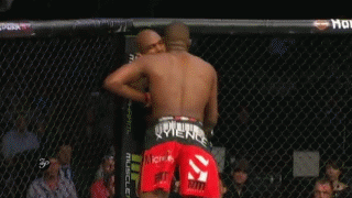 UFC-135-Jones-Jackson-gif-2-spinning-elbow.gif