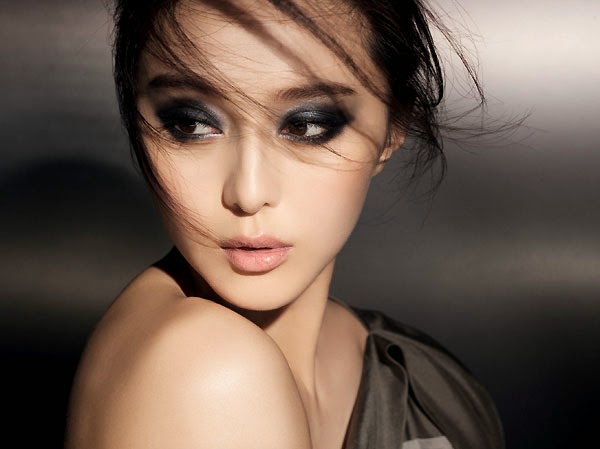 dark-eye-makeup-on-asian-women.jpg