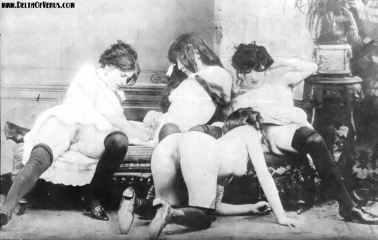 antique-porn-1800s-lesbians-foursome-550x350.jpg