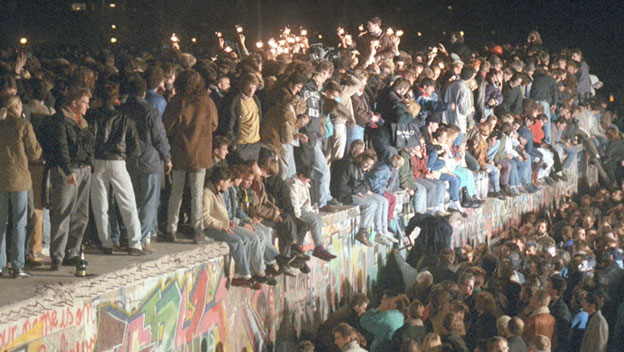 History_Opening_of_Berlin_Wall_Speech_SF_still_624x352.jpg