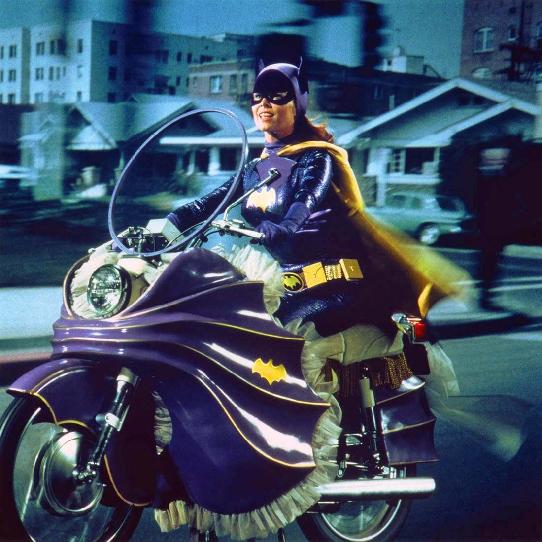 Yvonne-Craig-Batman-Batgirl.jpg