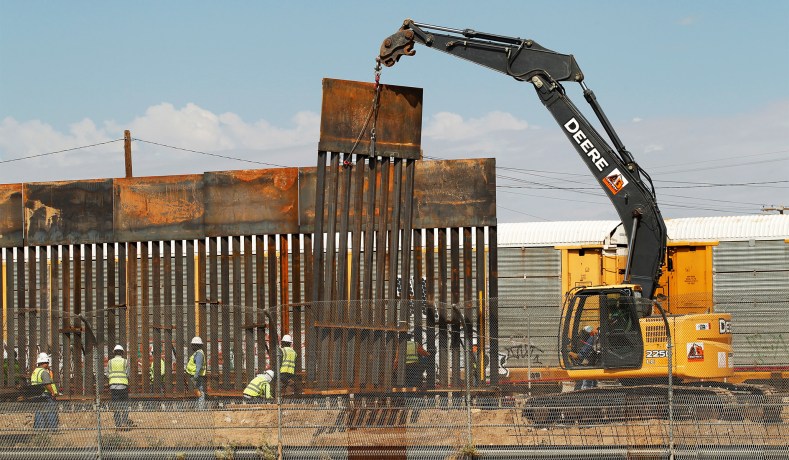 border-wall-el-paso-texas.jpg