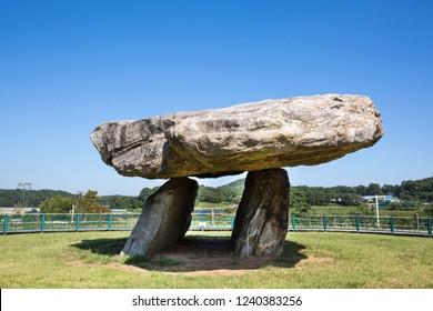 kangwha-dolmen-korea-260nw-1240383256.jpg